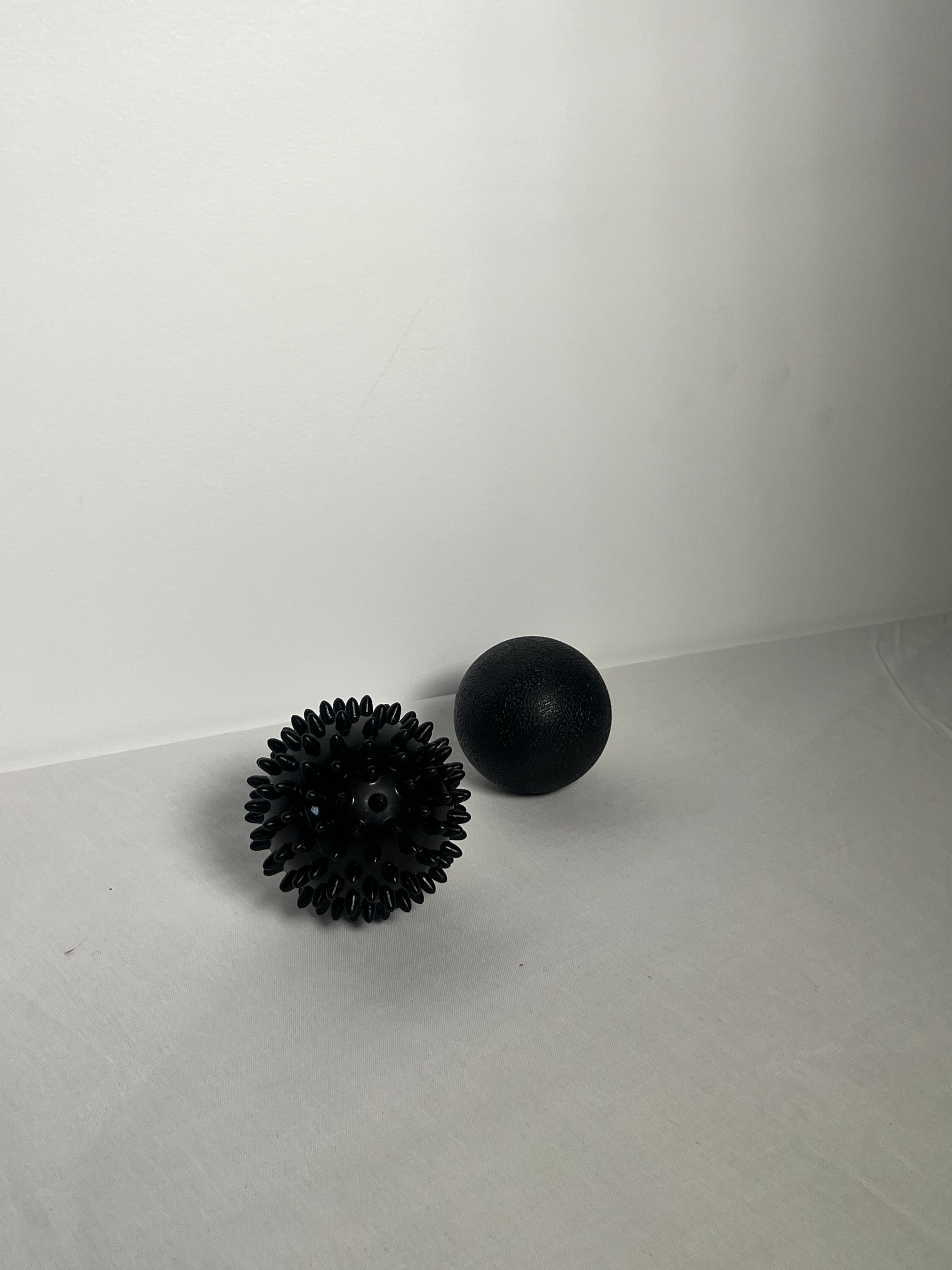Smooth weighted massage ball (Pre-order)